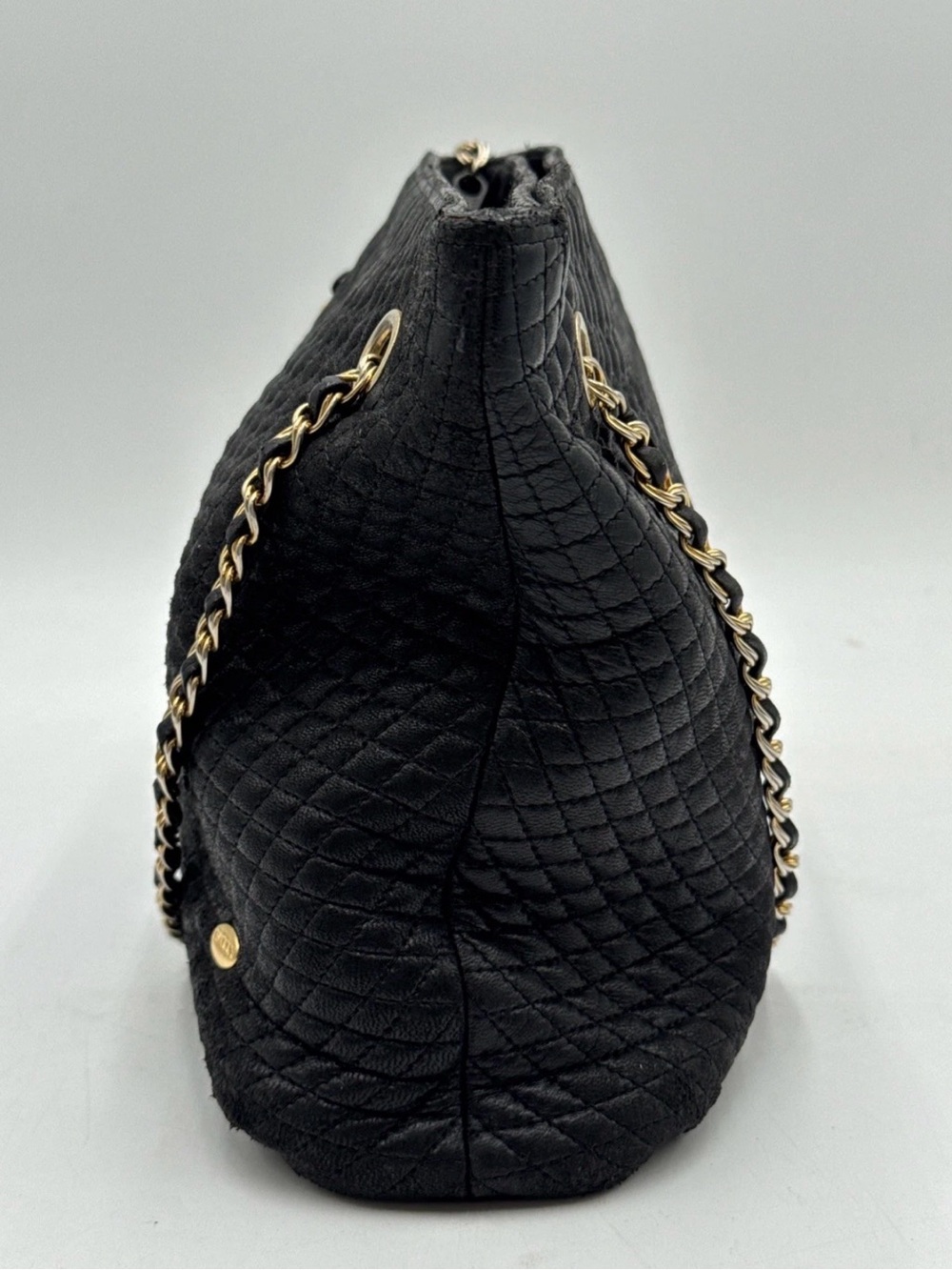 Bally Vintage Black Quilted Leather Shoulder Bag with Gold Chain/Accents EUC - Picture 4 of 16